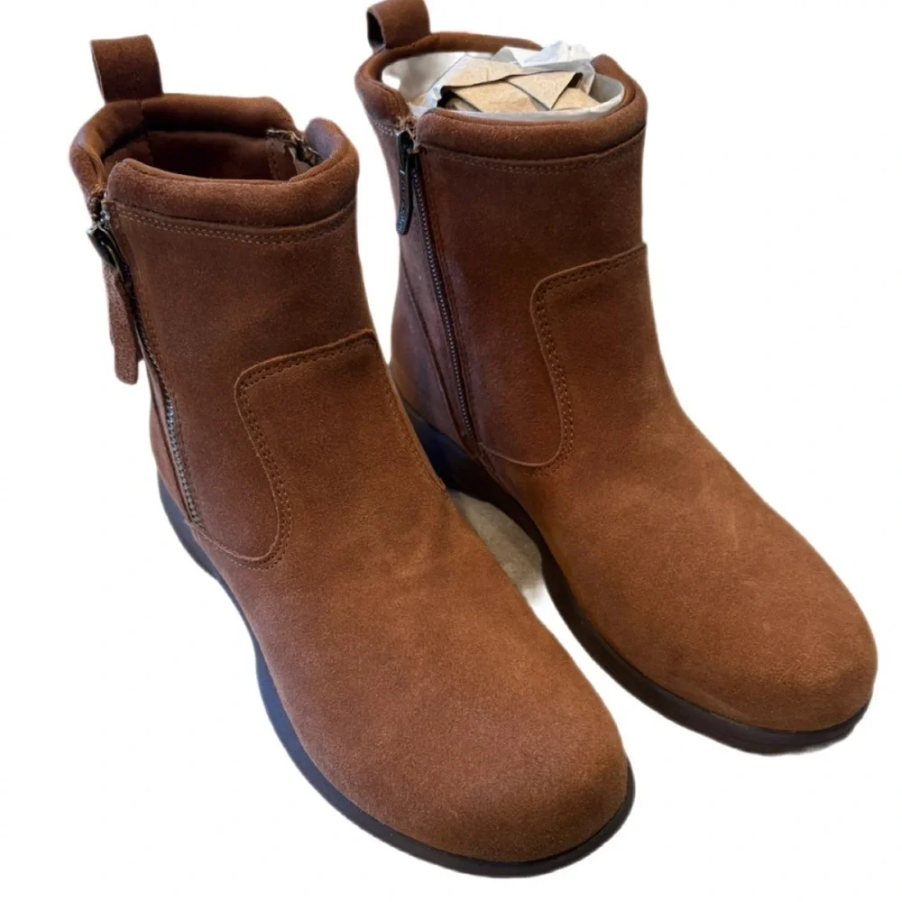 Easy Spirit Jonni Suede Leather Ankle Boots Side Zip NWT Size 8M